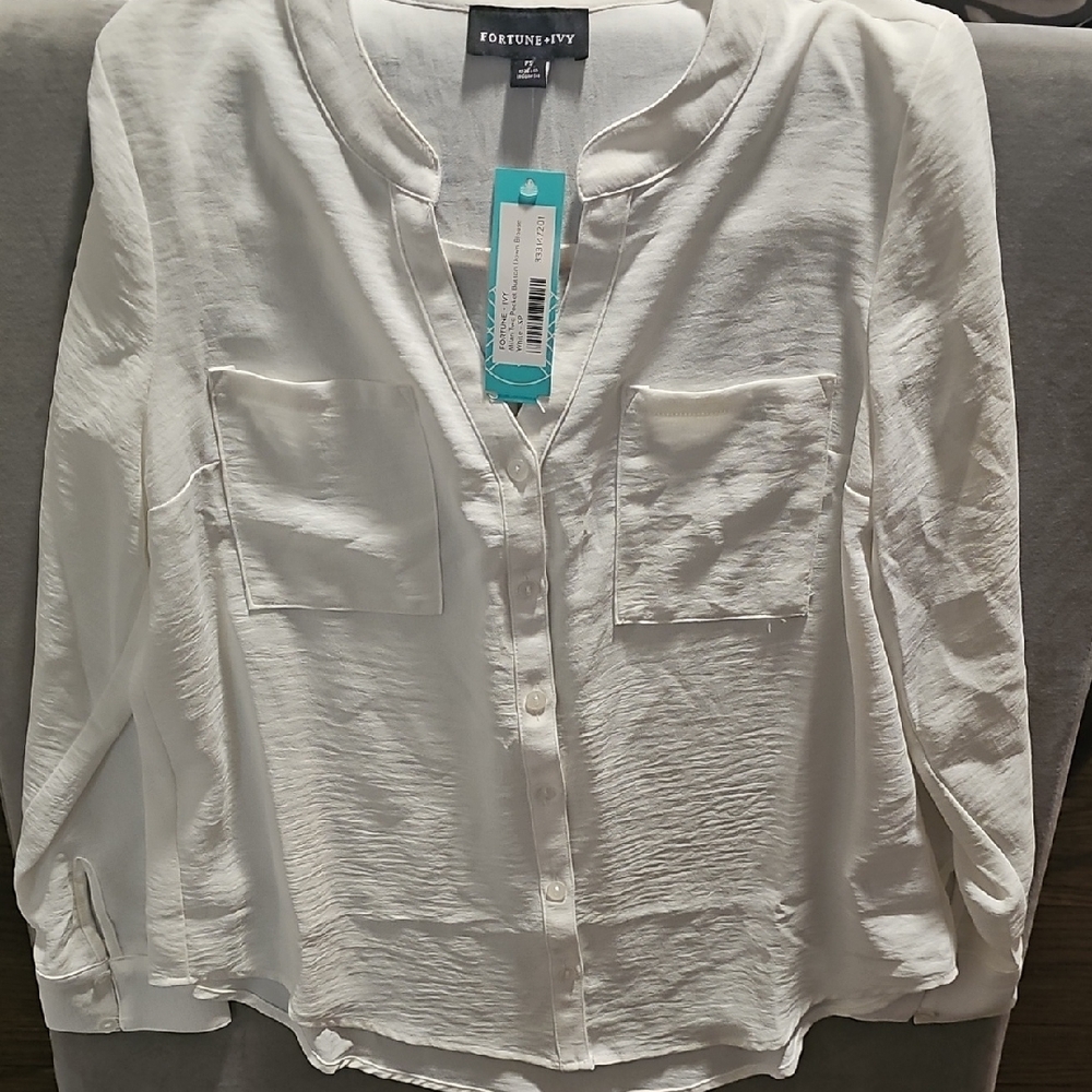 Fortune + Ivy White Button-Down Pocket Front Blouse